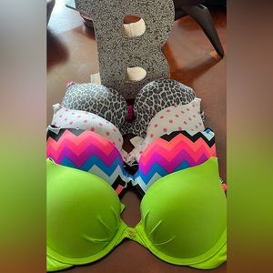 Victoria Secret 34B